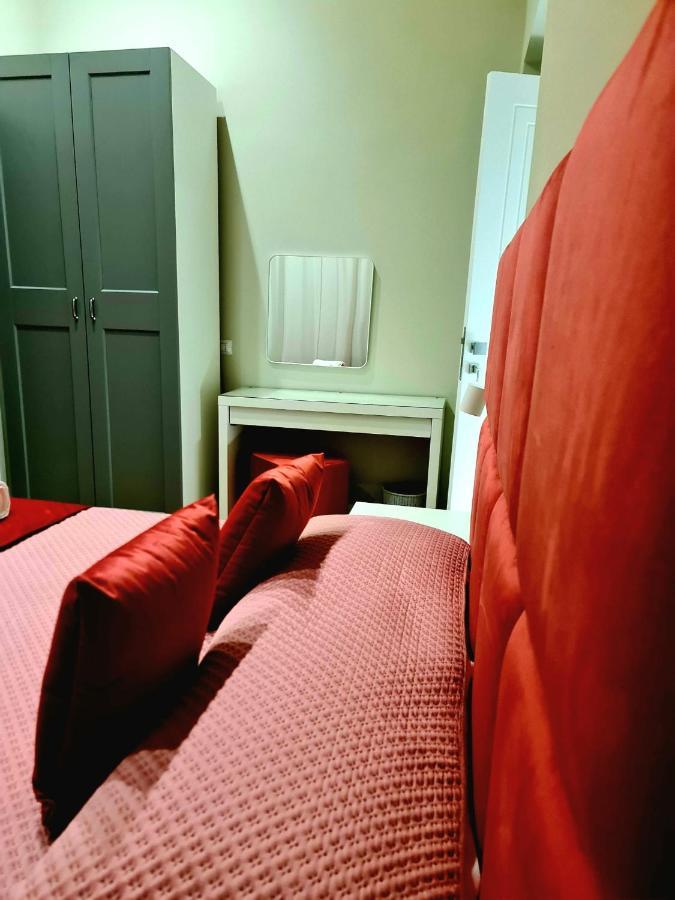 Vivi A Napoli Bed & Breakfast Bagian luar foto