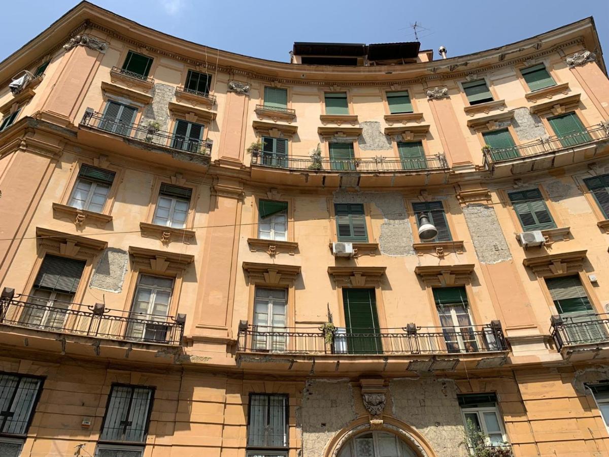 Vivi A Napoli Bed & Breakfast Bagian luar foto