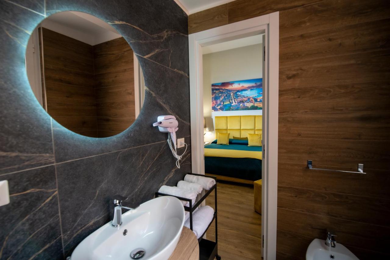 Vivi A Napoli Bed & Breakfast Bagian luar foto