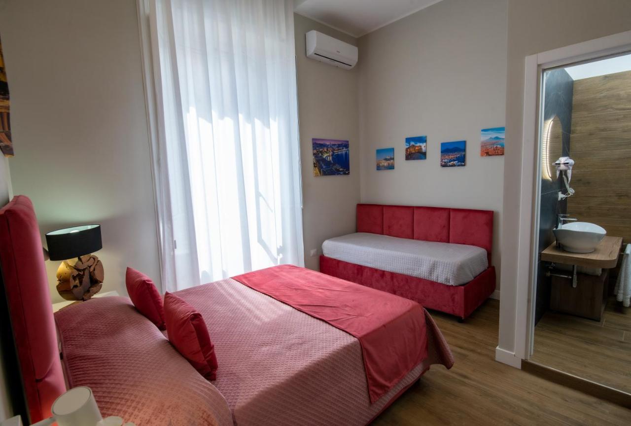 Vivi A Napoli Bed & Breakfast Bagian luar foto